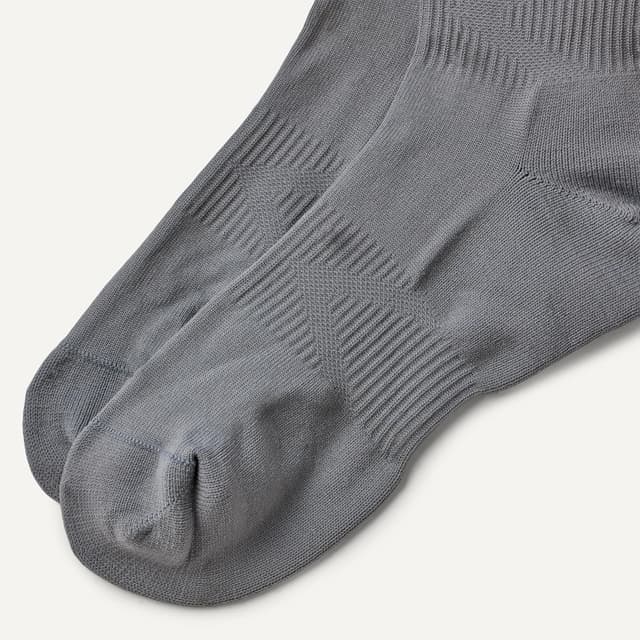 Thumbnail 4 de Amazon Essentials Women's Soccer Socks 3 pairs