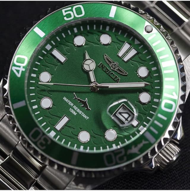 Detalle de Invicta Pro Diver 43 mm reloj de cuarzo