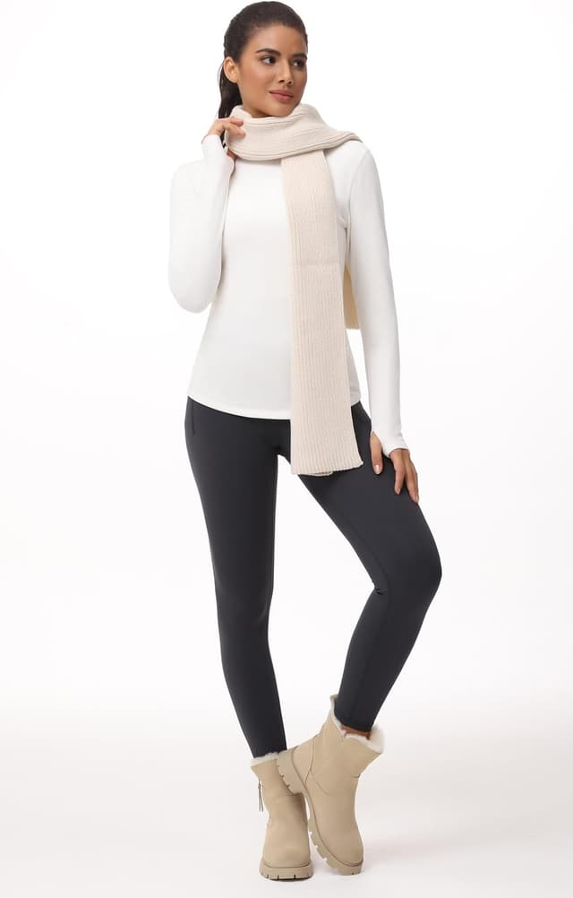 Detalle de THE GYM PEOPLE Maglia a collo alto in pile con fori per il pollice