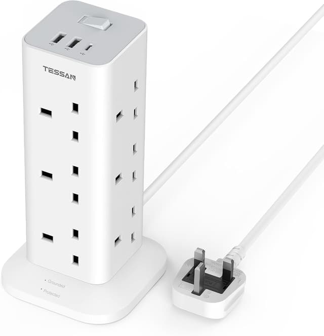 Detalle de TESSAN 12‑way Power Strip 3 USB, 2m Cable 🔌