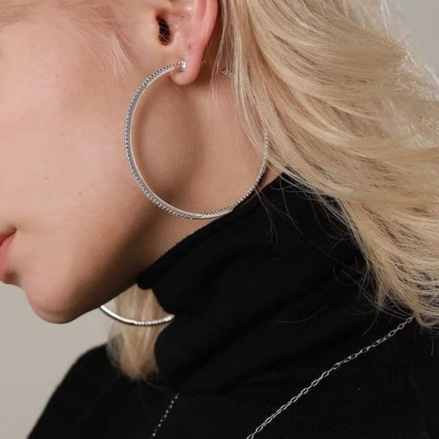 Detalle de MOROTOLE 14K Gold Strass Creolen – große Reif-Ohrringe mit Zirkonia, hypoallergen