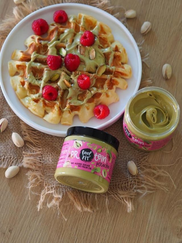 Detalle de Feel Fit Protein Creme Mix – Pistazie & Nuss Kakao-Haselnuss Aufstrich, 6×200 g, ohne Zuckerzusatz