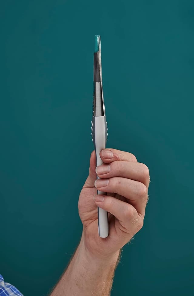 Detalle de Harris Ultimate Blade Paint Brushes 3-Brush Pack (1", 1.5", 2") for cutting-in and control