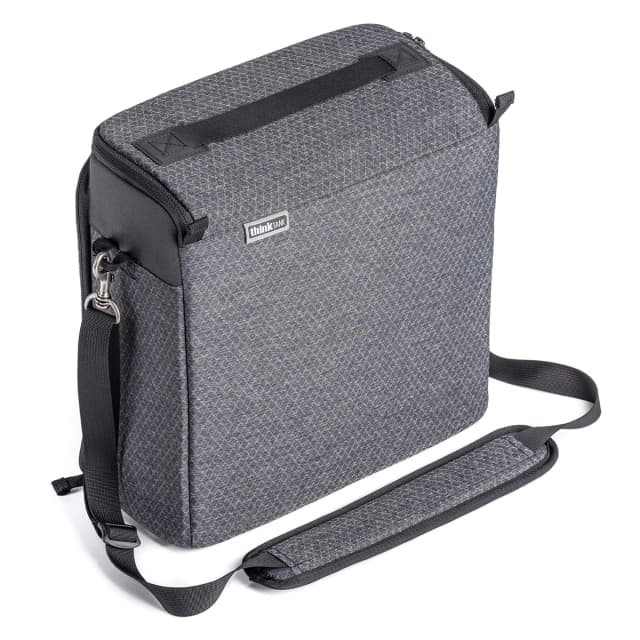 Detalle 2 de ThinkTank Stash Master L: bolso-cubo para organizar y transportar equipo de foto