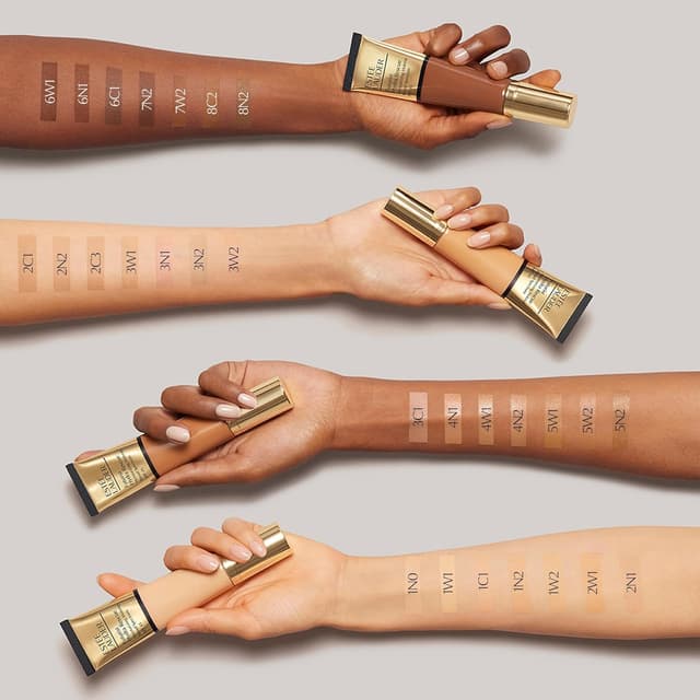 Detalle de Estée Lauder Futurist Hydra Rescue Moisturising Foundation SPF 45 (12-hour glow)