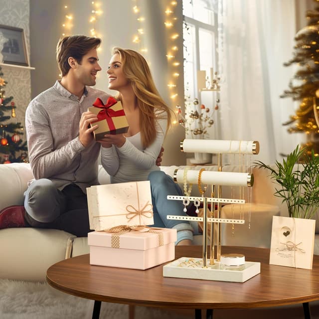 Detalle de Josmimic Schmuck Organizer mit 3 Ebenen in Beige – samtiger Armbandständer mit abnehmbarem T-Steg