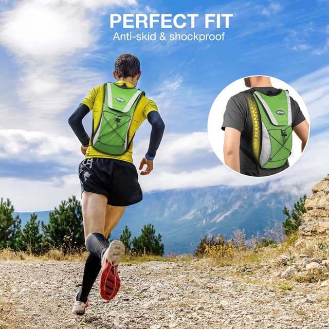 Detalle de KUYOU Running Hydration Vest with 2L Insulated Water Bladder