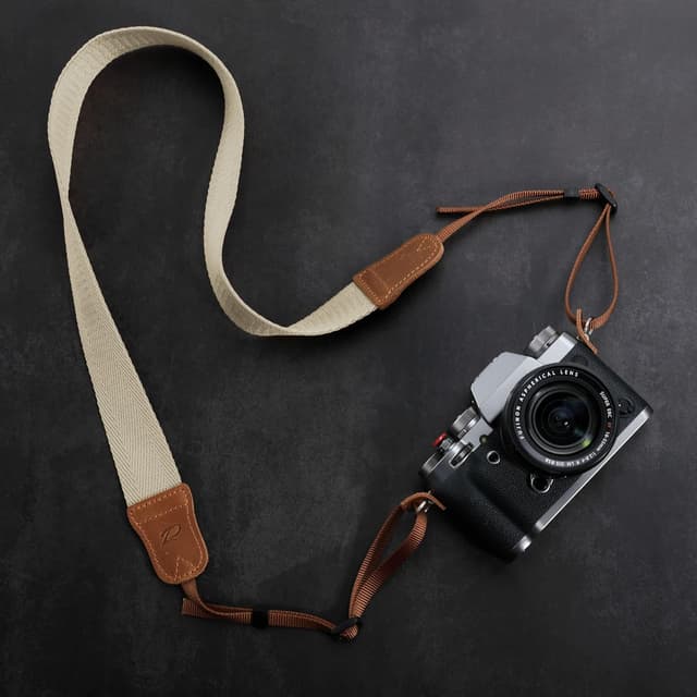 Thumbnail 6 de Padwa Lifestyle Off White Camera Strap – Double-layer Crazy Horse Ends, 1.5in woven cotton strap