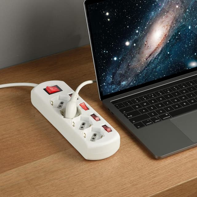 Detalle 2 de Electraline 62058 multipresa 4 posti