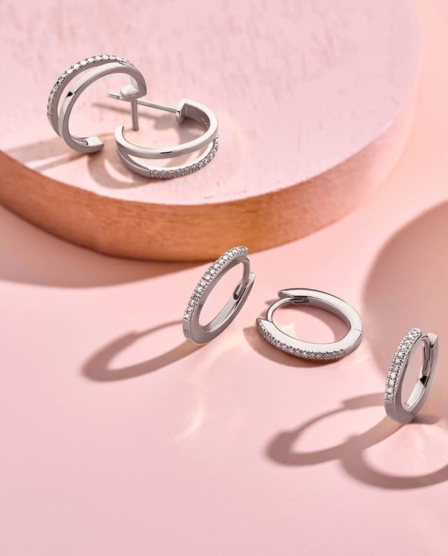 Thumbnail 2 de DPT Antwerp Pendientes de aro Endless plata y diamante