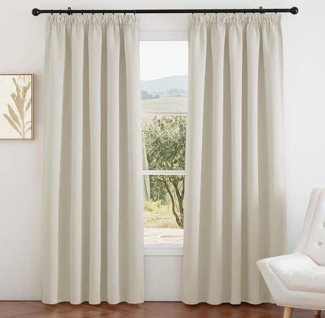 Detalle de Pony Dance blackout pencil pleat curtains 66 x 84