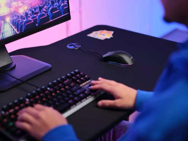 Detalle de Trust GXT 924 Ybar+ Pro Gaming-Maus (kabelgebunden) – bis zu 25.600 dpi