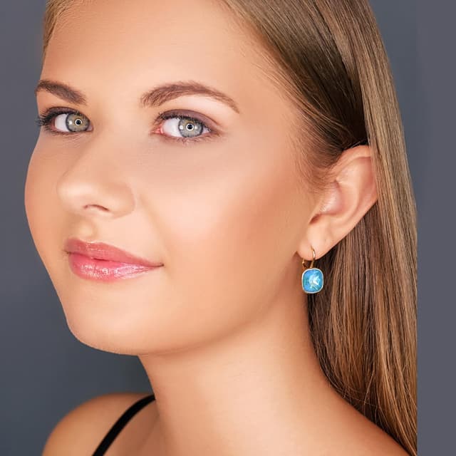 Detalle de NOBEL SCHMUCK Goldene Kristall Ohrringe Damen – kurze Ohrhänger aus 925 Silber vergoldet