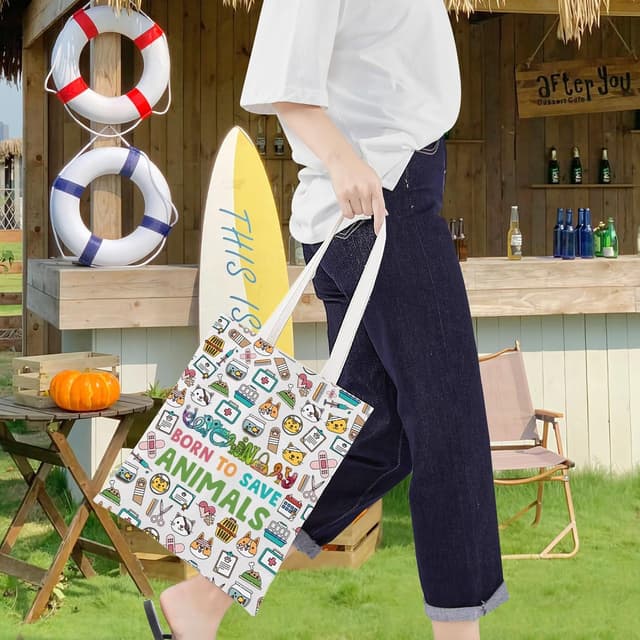 Thumbnail 6 de LEVLO Veterinarian Cosmetic Bag – cotton canvas zip pouch with “Born to Save Animals” print