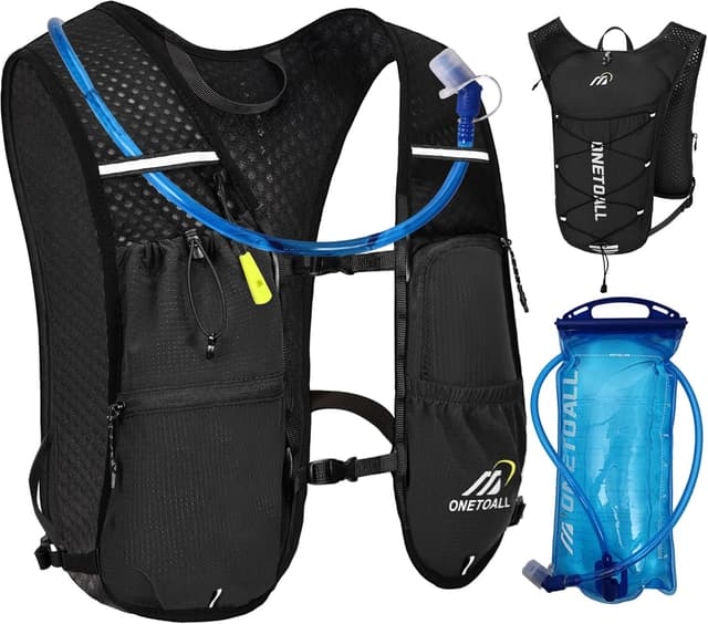 Detalle de ONETOALL Running Vest 2L, lightweight 150g