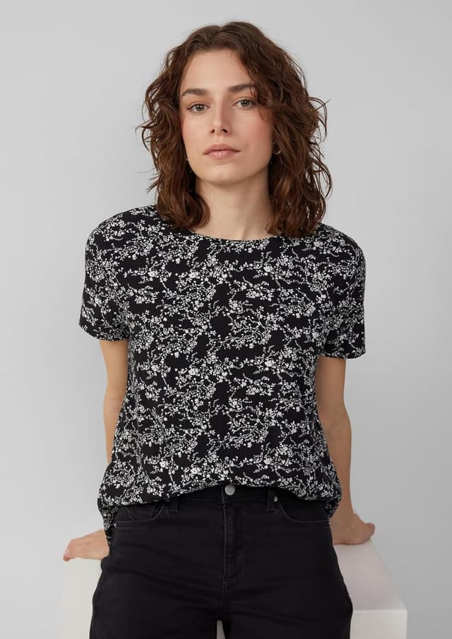 Detalle de QS Kurzarmbluse aus Viskose mit Rundhalsausschnitt