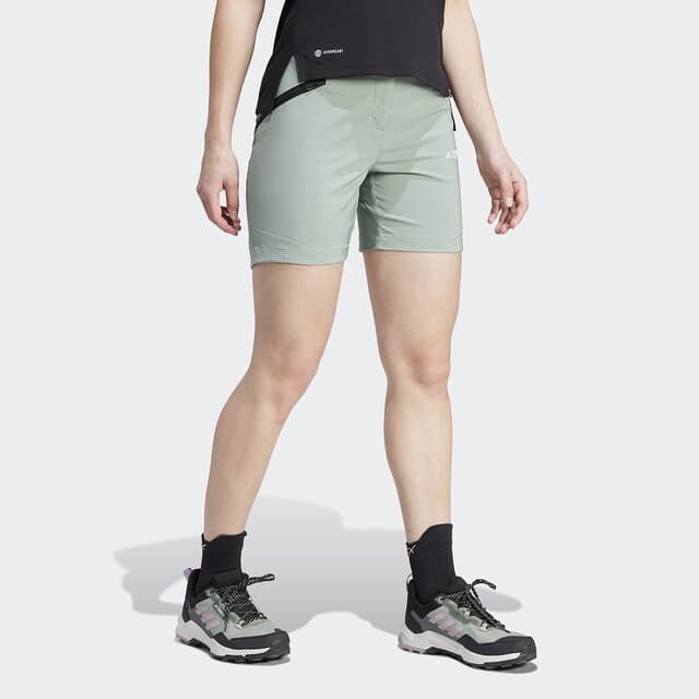 Detalle de adidas Terrex Xperior shorts mujer 94% PET