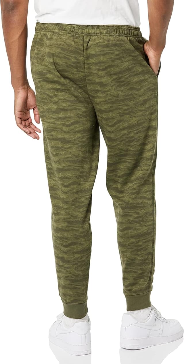 Detalle de Amazon Essentials Men’s Relaxed-Fit Fleece Jogger Sweatpants with Elastic Waist