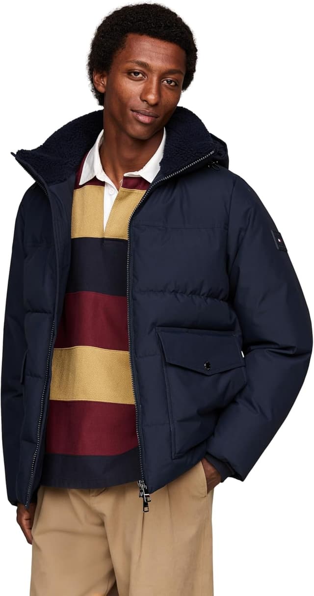 Detalle de Tommy Hilfiger Men’s Rockie Utility Hooded Jacket MW0MW37125 (pack of 1) — zip-up quilted jacket with non-detachable hood