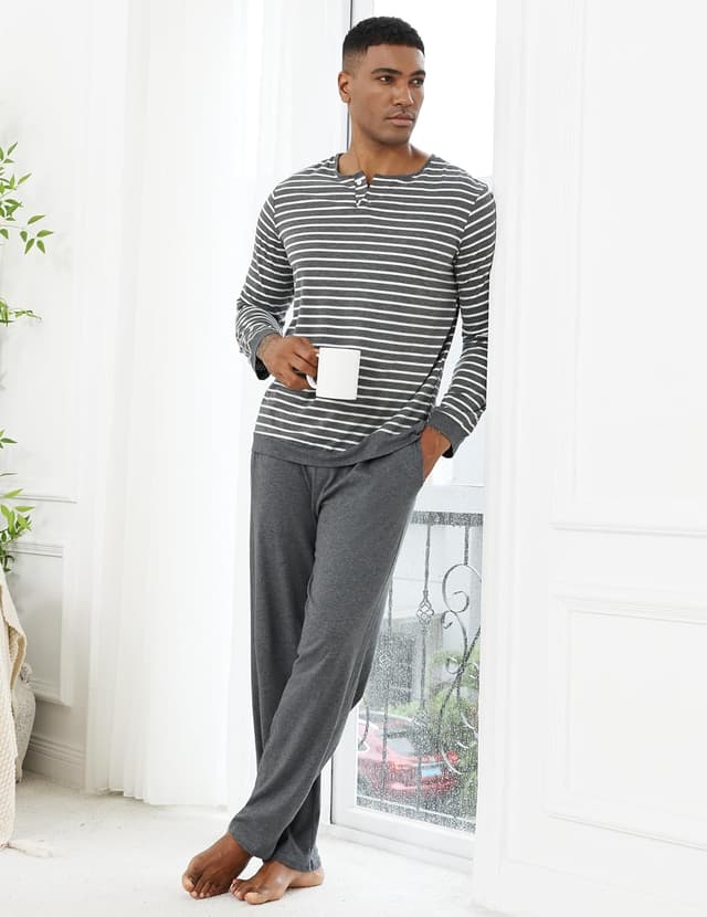Detalle de TeJoyce men’s 100% cotton long-sleeve striped pyjamas set with pockets (2-piece)