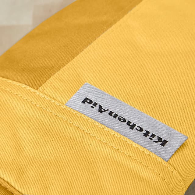 Thumbnail 6 de KitchenAid Beacon Oven Mitt Set - Majestic Yellow 2-Piece