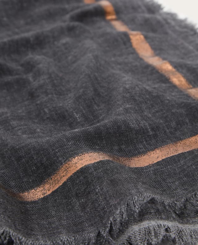 Thumbnail 1 de Ama Pure Pañuelo Righino 100% cashmere 🧣