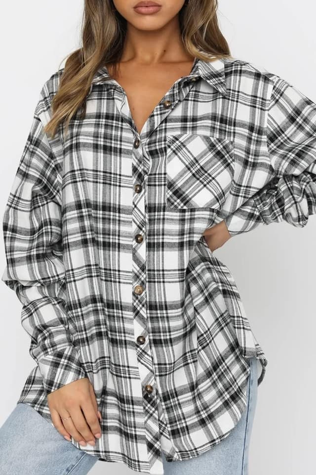 Detalle de CHYRII Women’s Plaid Flannel Button-Down Shacket (Long Sleeve) with Pockets