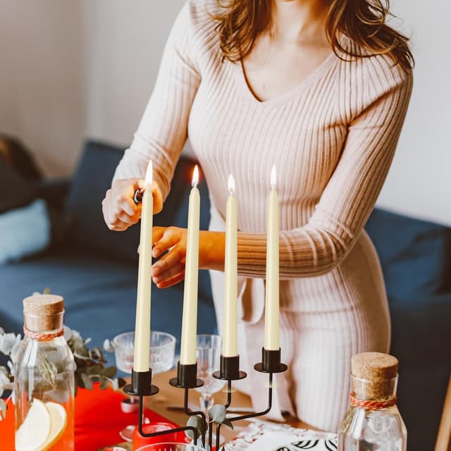 Detalle de 4 Pack Ivory Taper Candles (10 Inch) — Dripless, Smokeless & Unscented, 8-Hour Burn