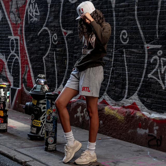 Detalle de Ultra Game Women’s WNBA Official Slick Baseball Cap Hat with HD Embroidery