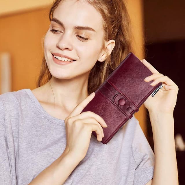 Detalle 2 de Roulens Genuine Leather Women’s Slim Bifold Wallet with RFID Blocking