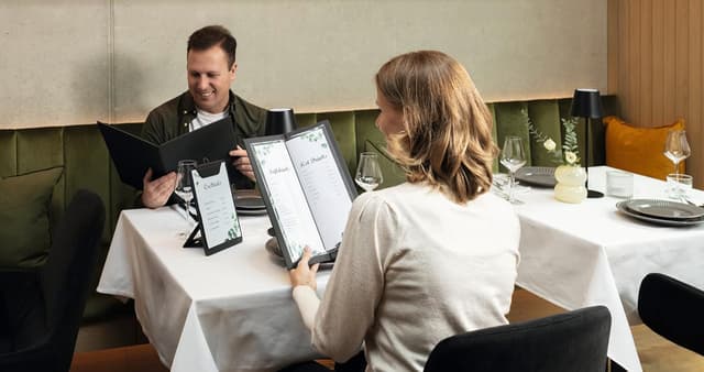 Detalle de SIGEL GM101 Getränkemappe im Barformat (1/2 A4) mit Gummi-Bindung – anthrazit mit Leinenstruktur