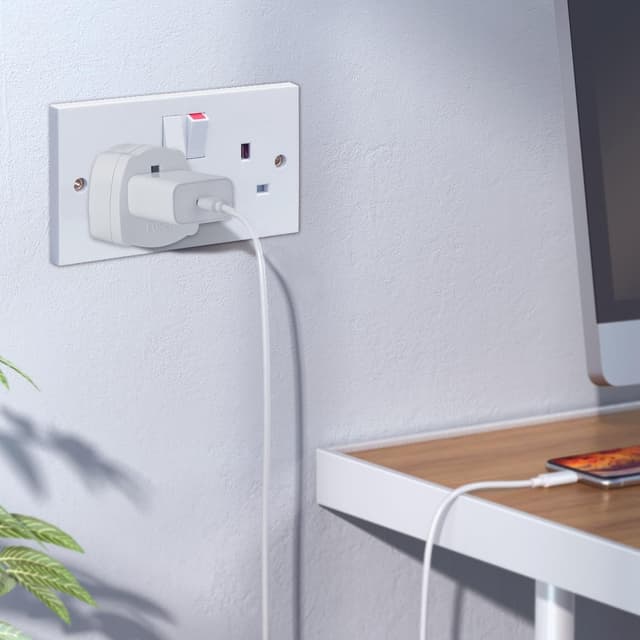 Thumbnail 6 de AIEVE US to UK Plug Adapter 2-Pack