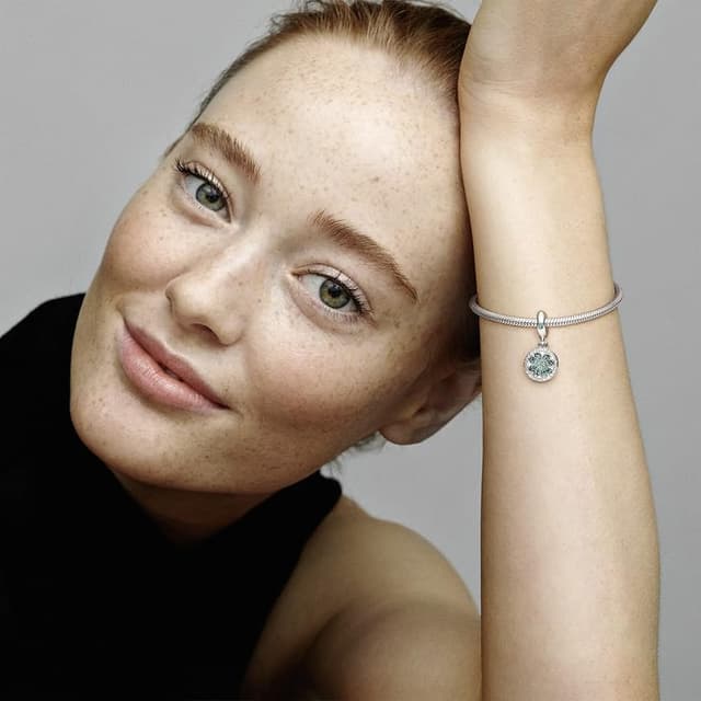 Thumbnail 4 de Pandora Dije de plata calado en forma de trébol 💍