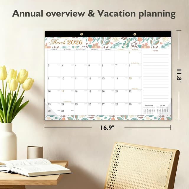 Detalle de Comix Lage Wall Calendar 2026 planner