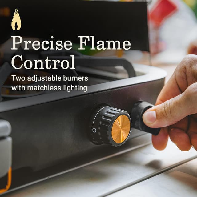 Detalle de Coleman 1900 Collection 3-in-1 Propane Camping Stove with Cast Iron Grill & Griddle Accessories (24,000 BTUs)