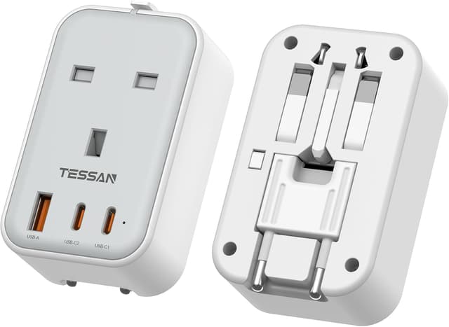Detalle de TESSAN UK to Universal Travel Adapter 20W (Type C/G/A/I) with 2 USB‑C + 1 USB‑A