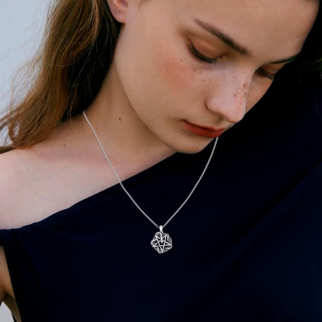 Detalle 2 de PARYFO Gothic Anhänger Halskette aus Sterling Silber 925 mit Totenkopf-/Voodoo-/Schlangen-Design, Pentagramm & Edelstahlkette