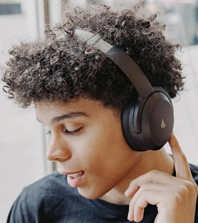 Detalle de Edifier WH700NB Pro kabellose Over-Ear Kopfhörer mit ANC bis -43 dB, Hi-Res Audio, Bluetooth V5.4 und KI-Anrufen (Elfenbein)