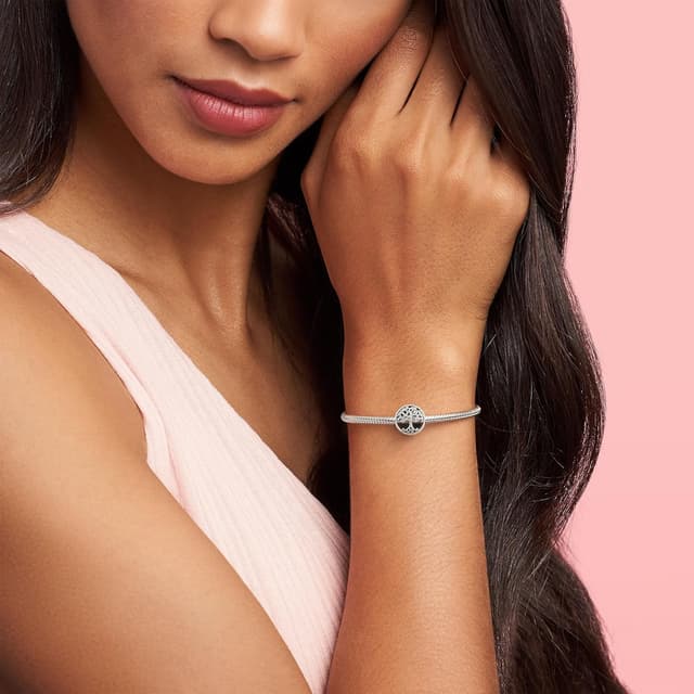 Detalle de PANDORA Icons Colgante de árbol genealógico