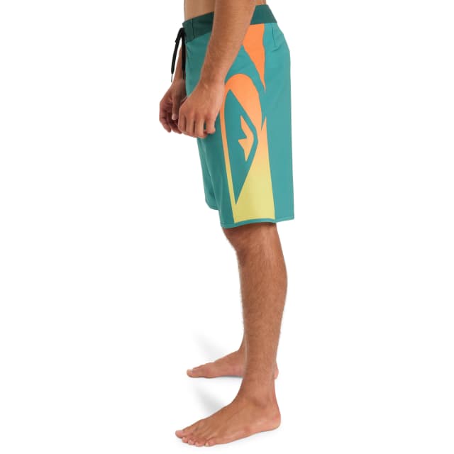 Detalle 2 de Quiksilver Surfsilk Holmes 20' bañador hombre