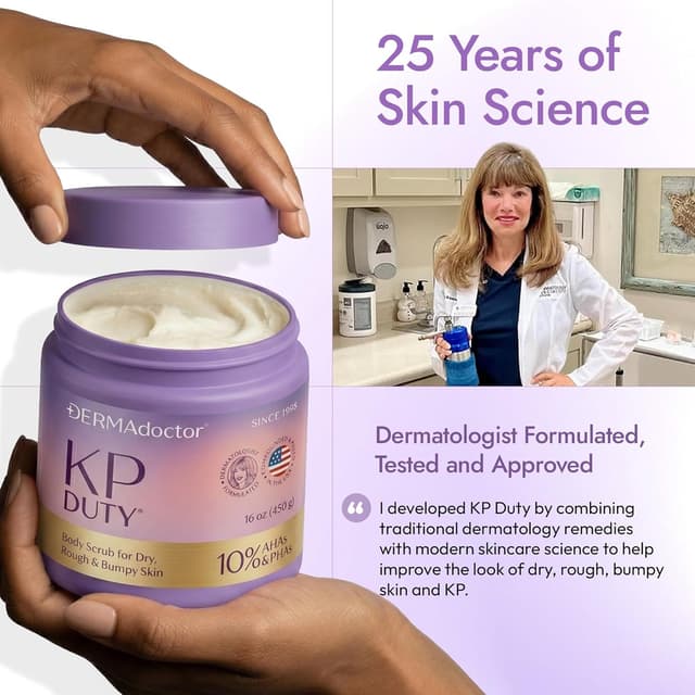 Detalle 2 de DERMAdoctor KP Bump Eraser Body Scrub with 10% AHAs + PHAs (Glycolic & Lactic acids) — 16 fl oz