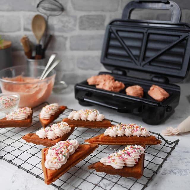 Detalle de Breville VST082X sandwichera para 2 sándwiches 20% más capacidad