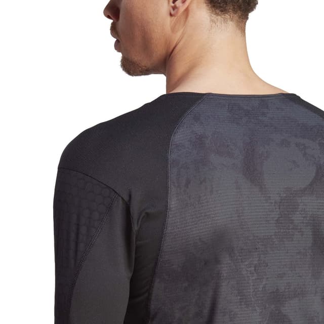 Detalle 2 de adidas Camiseta de tenis y pádel de hombre PARIS adidas con tecnología FreeLift y AEROREADY