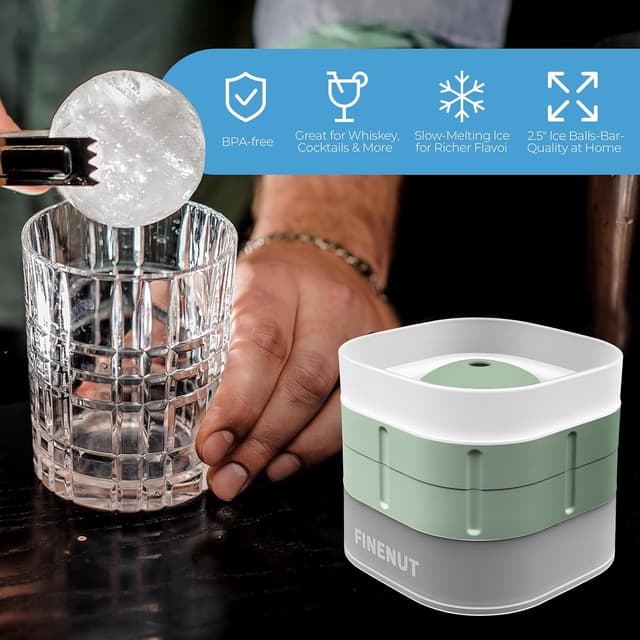 Detalle 2 de FINENUT Silicone Ice Ball Mold with Lid (2.5-inch sphere), 4 Pack