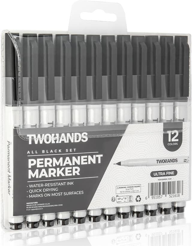 Detalle 2 de TWOHANDS Set di 12 marcatori permanenti punta ultra fine 0,5 mm (neri) 21618
