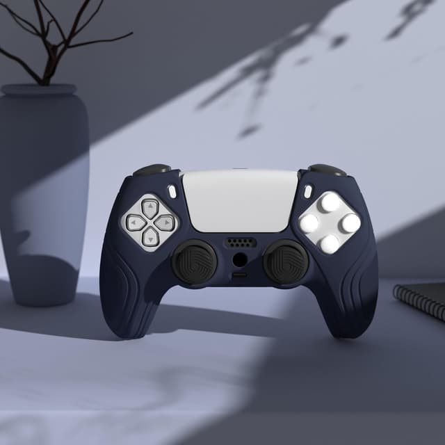 Detalle de eXtremeRate PlayVital Samurai Edition Midnight Blue anti-slip controller grip skin for PS5