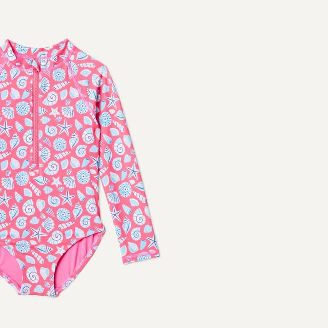 Detalle 2 de Amazon Essentials Girl’s Rash Guard One-Piece Swimsuit (long-sleeve, centre-front zip)