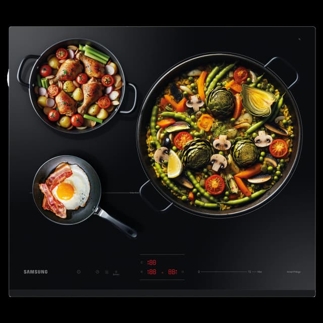 Detalle de Samsung NZ63C4036GK/U1 placa inducción 3 zonas 32 cm