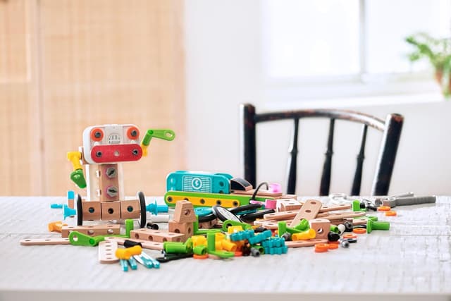 Detalle de BRIO Builder Creative Construction Set – STEM building & creative play construction toy (ages 3+)