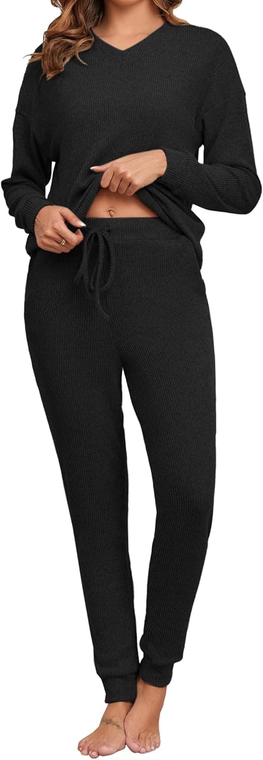 Detalle de Famulily loungewear set 2 piece, V neck